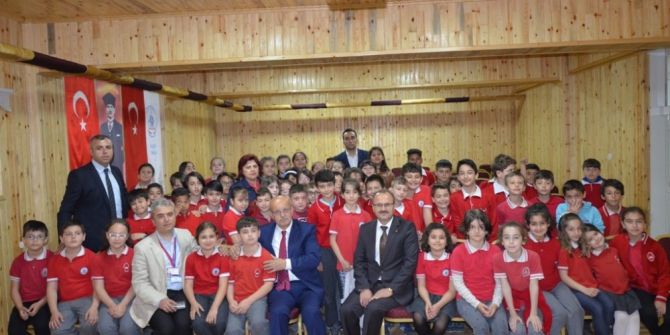 Sargın’dan Minik Öğrencilere Yerel Yönetim Dersi