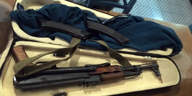 Keman Kutusundan Kalaşnikof Çıktı