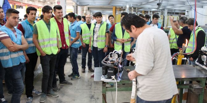 Uğur Soğutma’dan Öğrencilere Teknik Eğitim