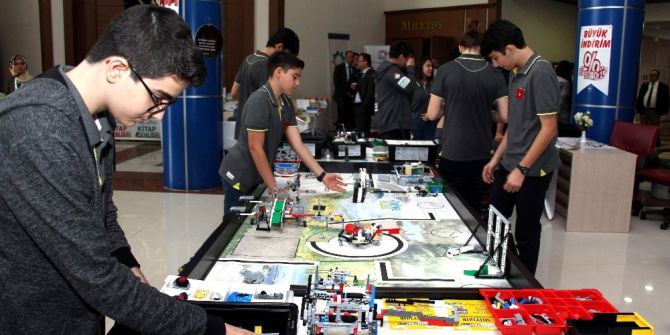 Aydın’da ‘Yeni Sanayi Devrimi’ Konferansı İlgi Gördü