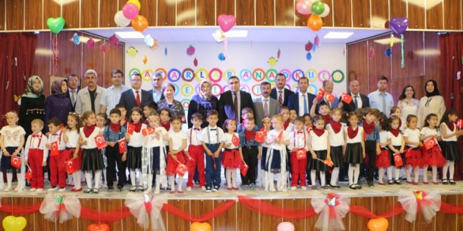 Okul Öncesi Şenlikler Renkli Görüntülere Sahne Oldu