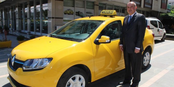 İzmir’in İlçe Taksileri İçin "Renk Değişimi" Talebi