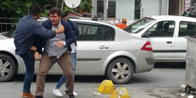 Mecidiyeköy’de Sokak Ortasında Tekme Ve Tokatlı Kavga