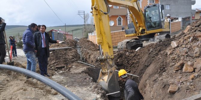 Sarıkamış Belediyesi İlçenin 100 Yıllık İçme Suyu Şebekesini Değiştiriyor