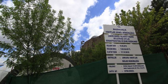 Tarihi Taş Mescid Ayaklanıyor