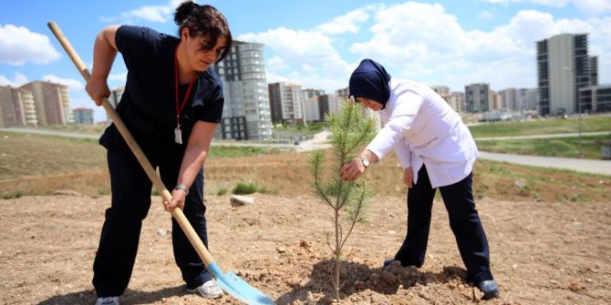 Yenimahalle Belediyesinden Hemşirelere Yeşil Jest