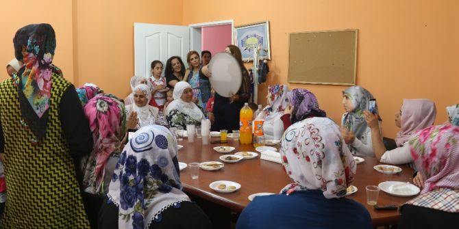 Bağlar Belediyesi Anneler Günü İçin Etkinlik Düzenledi