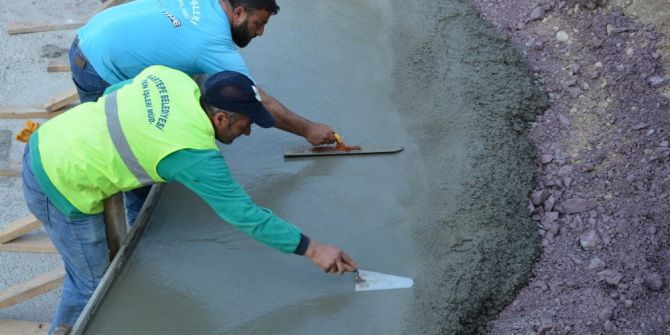 Arslanbey’de Amfi Tiyatro Alanı İçin Çalışma Başlatıldı