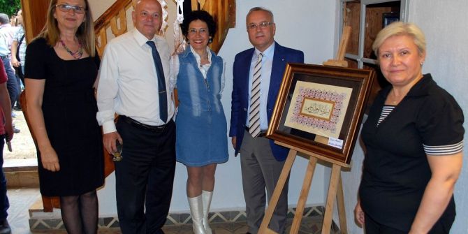 Tezhip Ve Minyatür Sergisi Göz Doldurdu