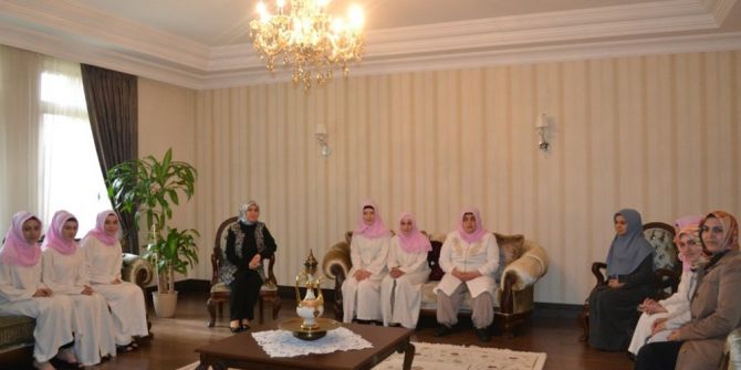 Umre Yolcusu Çocuklardan Nilgün Azizoğlu’na Ziyaret