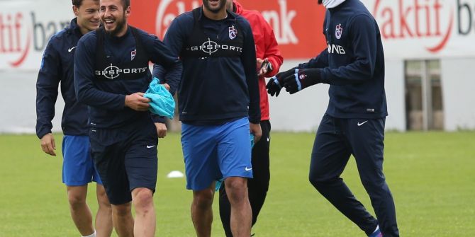 Ersun Yanal, Neşe Getirdi