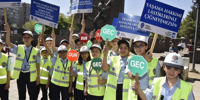 Çocuk Meclisi Üyelerinin Trafik Denetimi