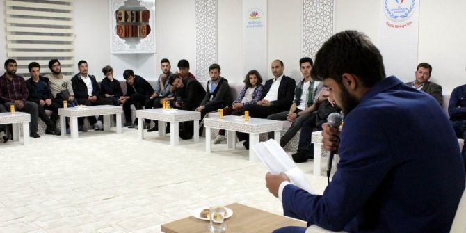 Gençlik Merkezinden Berat Kandili Kutlama Programı