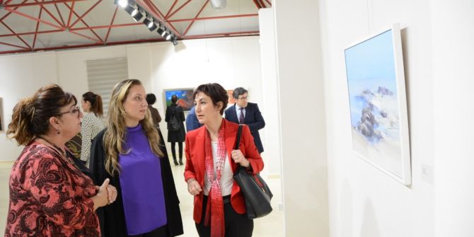 Yıllarca Hastane Olarak Hizmet Veren Bina Sanat Tasarım Ve Mimarlık Fakültesi Oldu