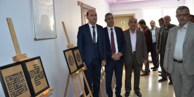 Darende’de ’Hat Sanatı’ Sergisi Açıldı