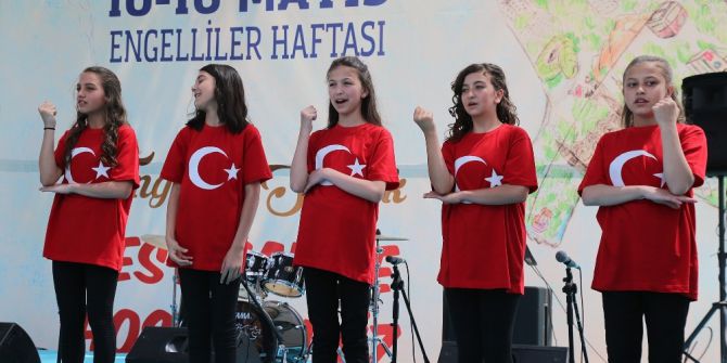 Bursa’da "Engelsiz Sokak Festivali"