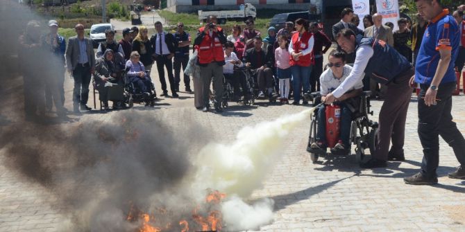 Engelli Bireylere Yönelik Yangın Tatbikatı
