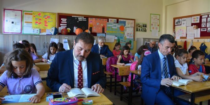 Edremit’te Okuma Saatleri Devam Ediyor