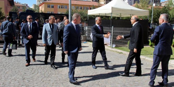 Sivas Heyetinden Gül’e Taziye Ziyareti