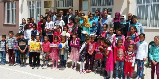 Öğrenciler Gönül Köprüsü Kurdu