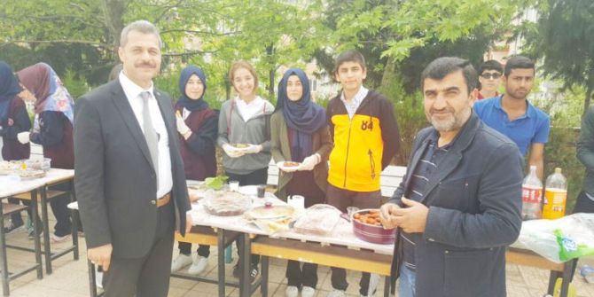 Besni’de Şehit Aileleri İçin Kermes Düzenlendi
