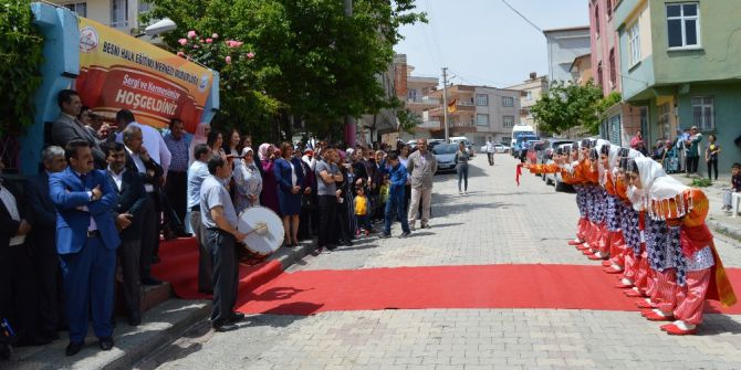 Besni Halk Eğitim Merkezinde Yıl Sonu Sergisi Açıldı