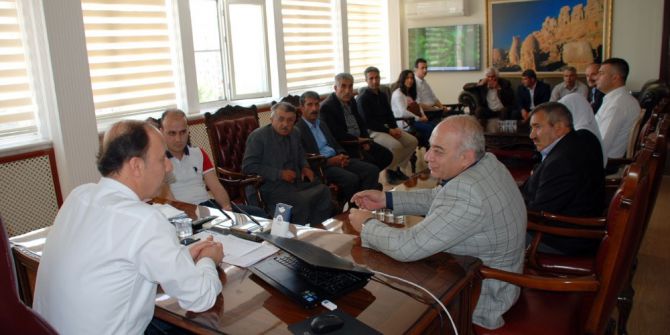 Vali Erin Vatandaşlarla Bir Araya Geliyor