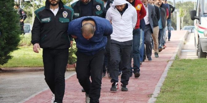 Kocaeli’de 21 Uyuşturucu Satıcısı Tutuklandı