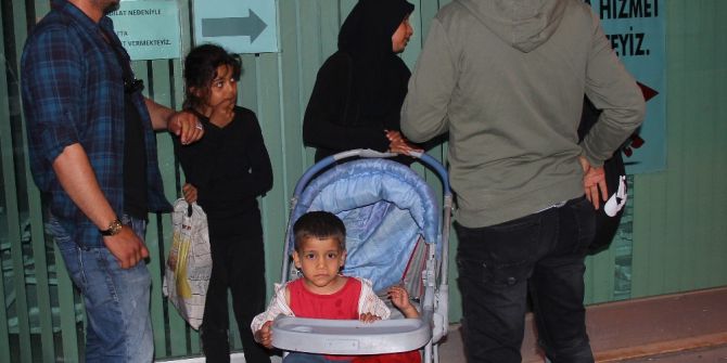 Çocuklarıyla Dilenen Suriyeli Kadın Gözaltına Alındı