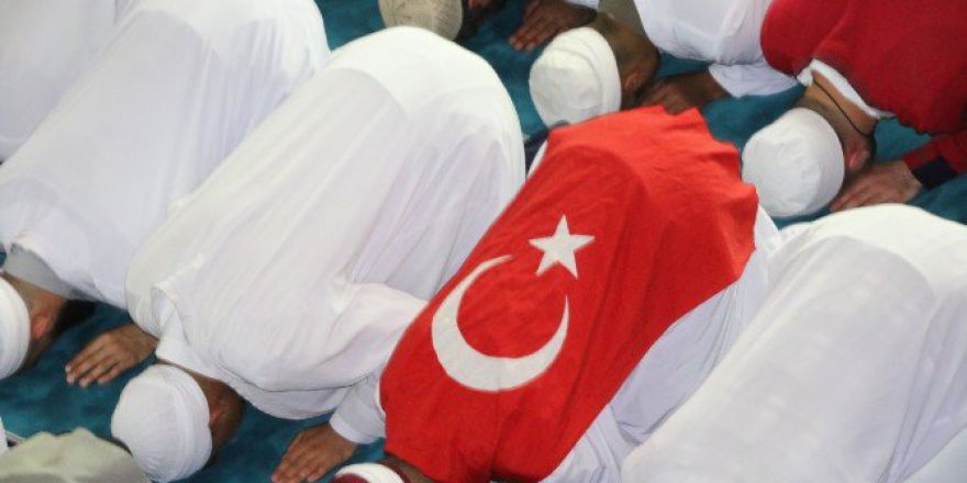 Erzurum Vuslat Derneği 19 Gündür Ayakta