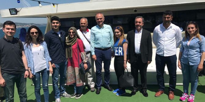 Iğdır’dan Gelen 100 Öğrenci İstanbul’un Tarihi Ve Turistik Yerlerini Gezdi