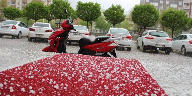 Oltu’ya Dolu Yağdı