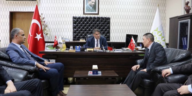 Özbekistan Ankara Büyükelçisi’nden Kbü Rektörü Polat’a Ziyaret