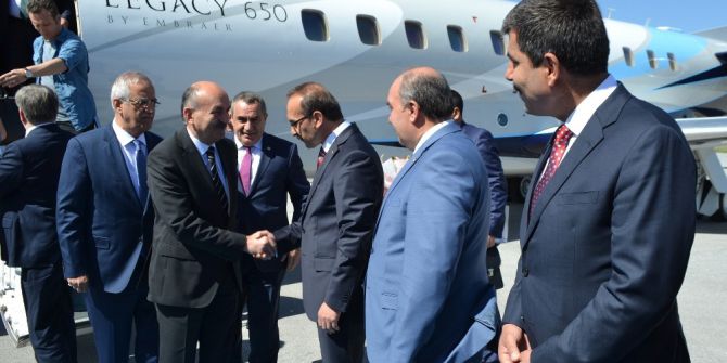 Bakan Müezzinoğlu: "Önümüzdeki 4 Ayda Yoğun Şekilde İş Sağlığı Ve Güvenliği Konusunu Çalışacağız"