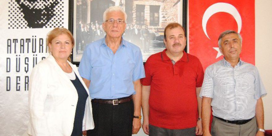 30 Ağustos’ta Alanlardayız