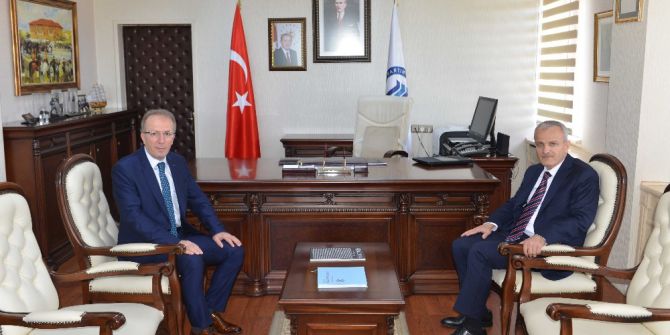 Vali Dirim’den Rektör Uzun’a İade-i Ziyaret