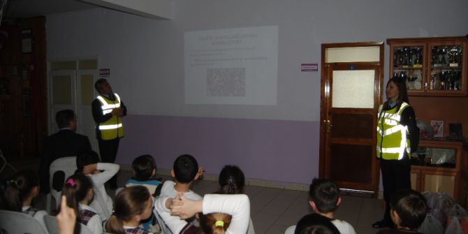 Öğrencilere Trafik Semineri