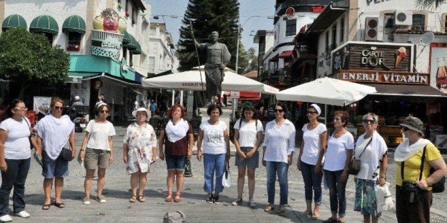 Ezidi Kadınlar İçin Bir Dakikalık Sessizlik Eylemi