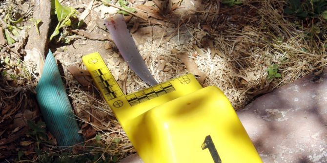 Karısıyla Tartışan Koca, Eşini Ve Çocuğunu Bıçakla Yaraladı