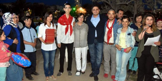 Engelli Bireyler Çakı Gibi Asker Oldular