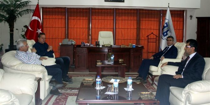 Müsevitoğlu, Aydın Ticaret Borsasını Ziyaret Etti