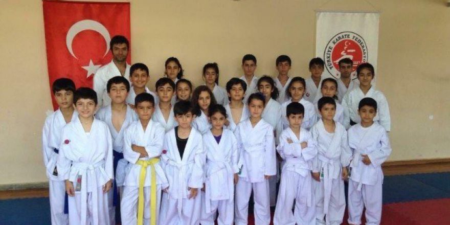 12 Bin Öğrenciye Yaz Kursu Eğitimi Veriliyor