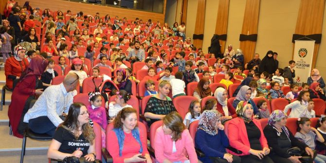 Skeç Treni Yola Çıktı