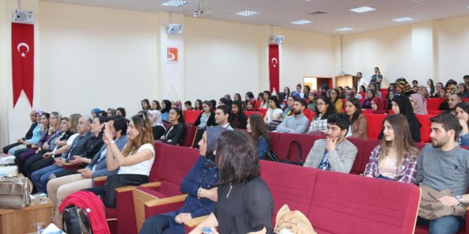 Sağlık Yüksekokulu Hemşirelik Haftası Programı Düzenledi