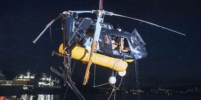 Norveç’te Önceki Gün Denize Düşen Helikopter Bugün Çıkarıldı