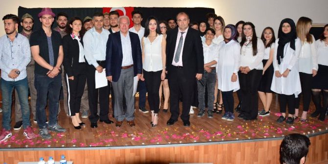 Lapseki Myo’da Şiir Dinletisi