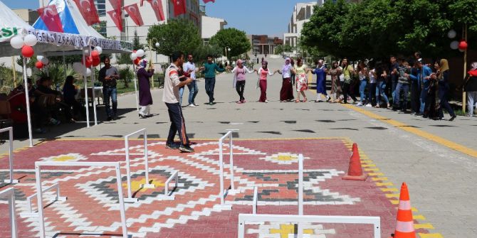Yurt Öğrencileri Ve Engelli Öğrenciler Doyasıya Eğlendi