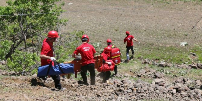 Bingöl’de Kurtarma Ekiplerinin Tatbikatı Gerçeği Aratmadı
