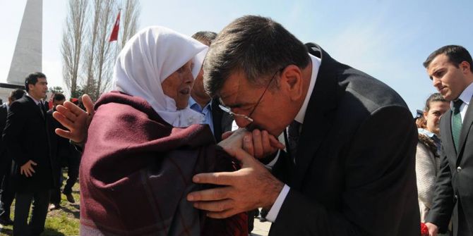 Niğde Belediye Başkanı Faruk Akdoğan Anneler Günü’nü Kutladı