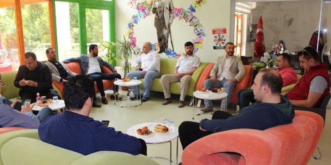 Gkv Anaokulu Babaları Ağırladı